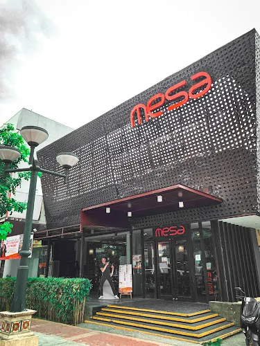 Mesa Tomas Morato