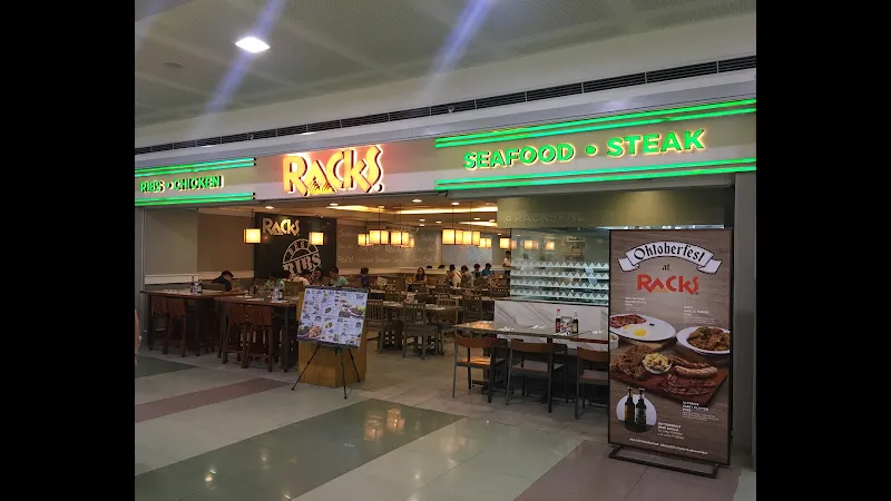 Tuantuan Chinese Brasserie U.P. Town Center