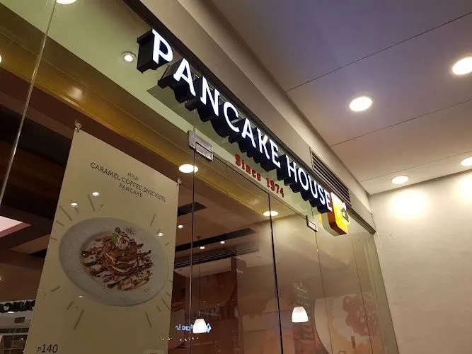 Wing Zone - Araneta Coliseum